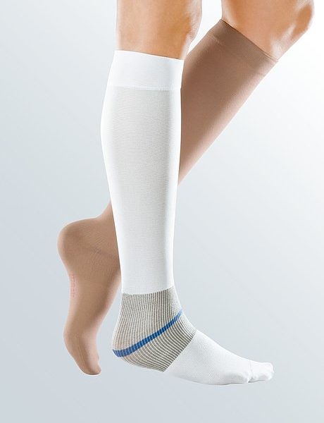Medi Germany Mediven Ulcer Kit® Double Layer Compression Stocking With 40 Mmhg For The Treatment Of Venous Leg Ulcers